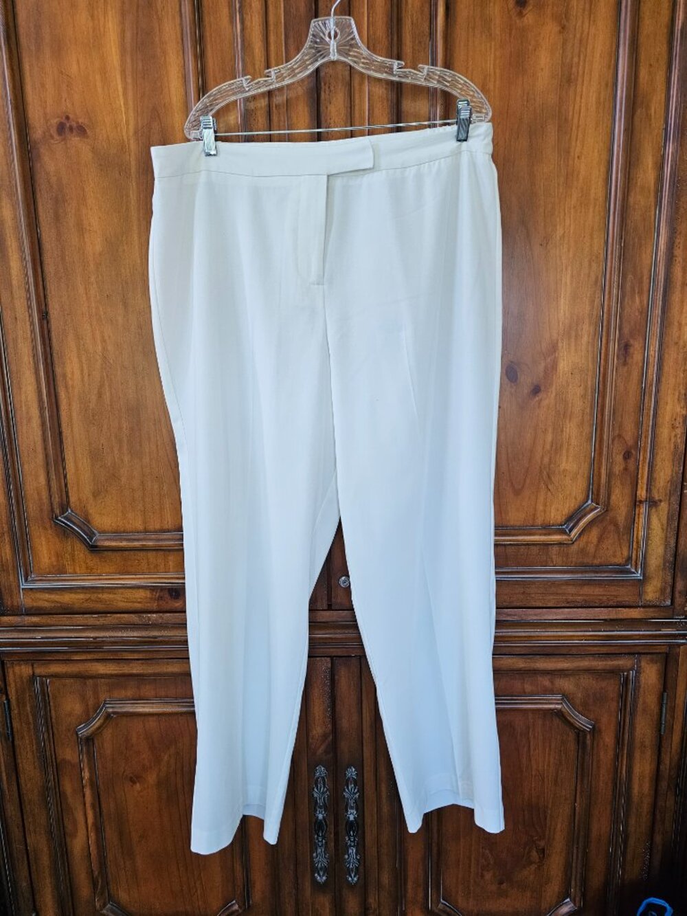 Cream polyester slacks - Picture 2 of 7